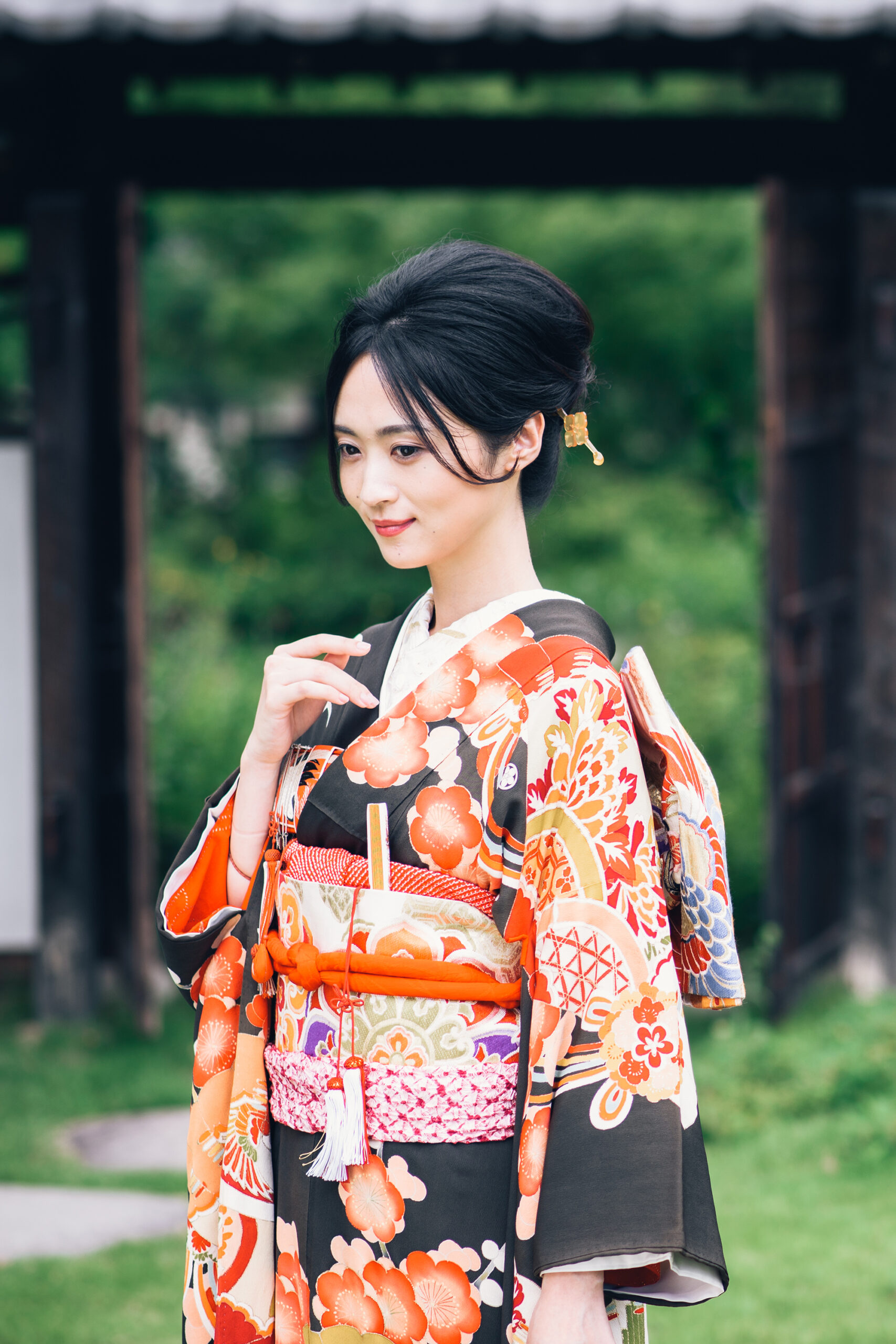 アンティーク　日本刺繍の筥迫　花嫁さん　振袖に和装小物